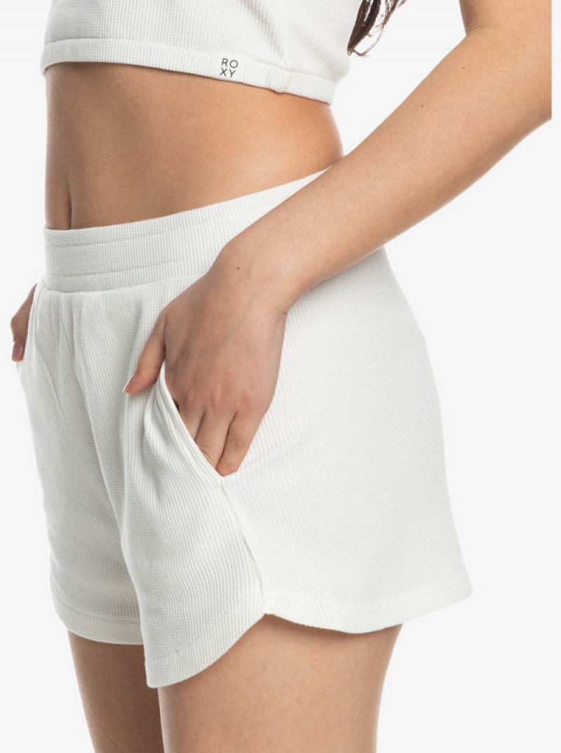 Roxy Contrast Focus Shorts | RFOQ-37906